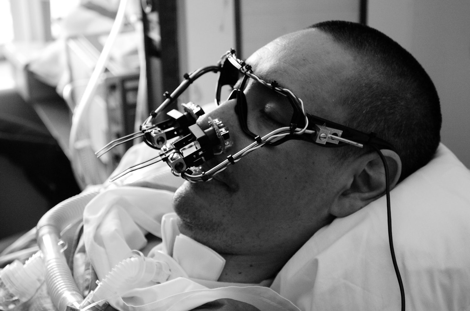 EyeWriter , το open source eye-tracking project